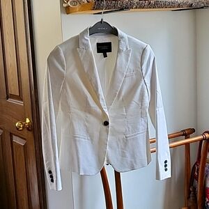 Banana Republic linen blend white blazer